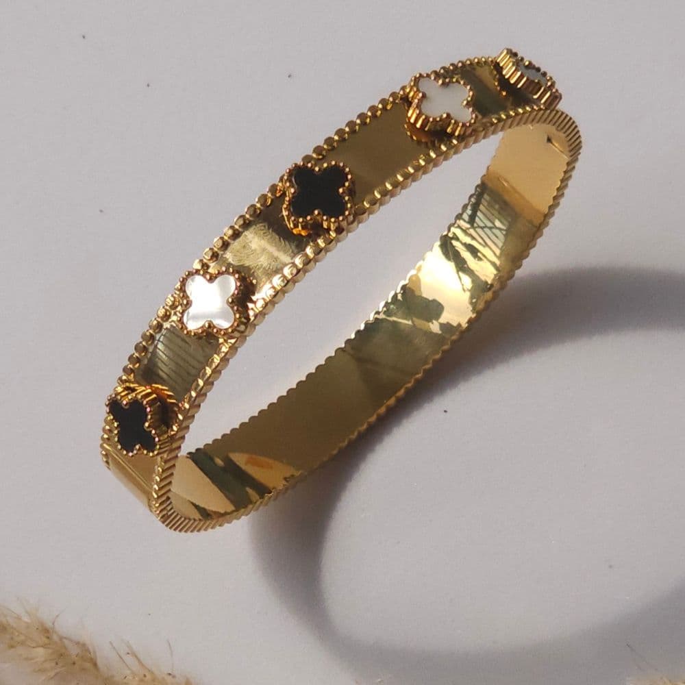 Pulsera trebol