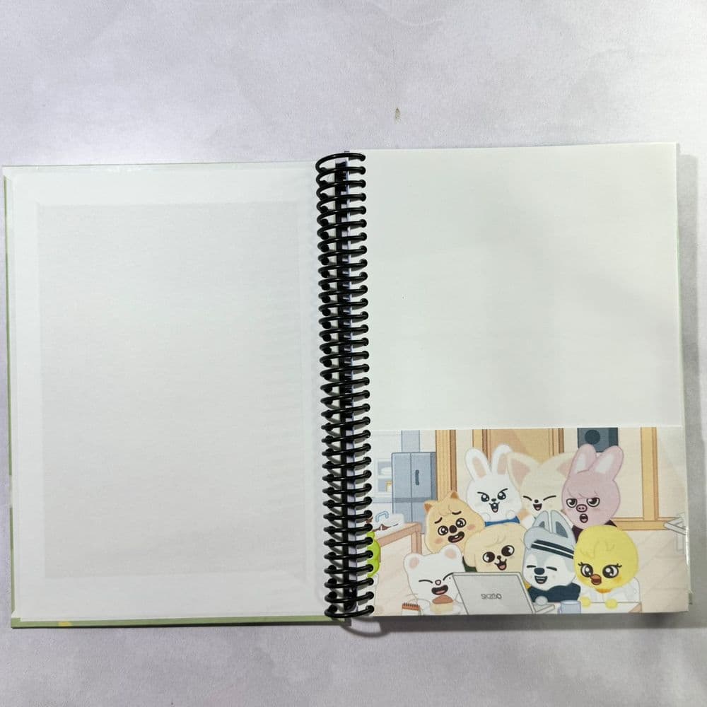 CUADERNO de STRAY KIDS Cód.: CKP009