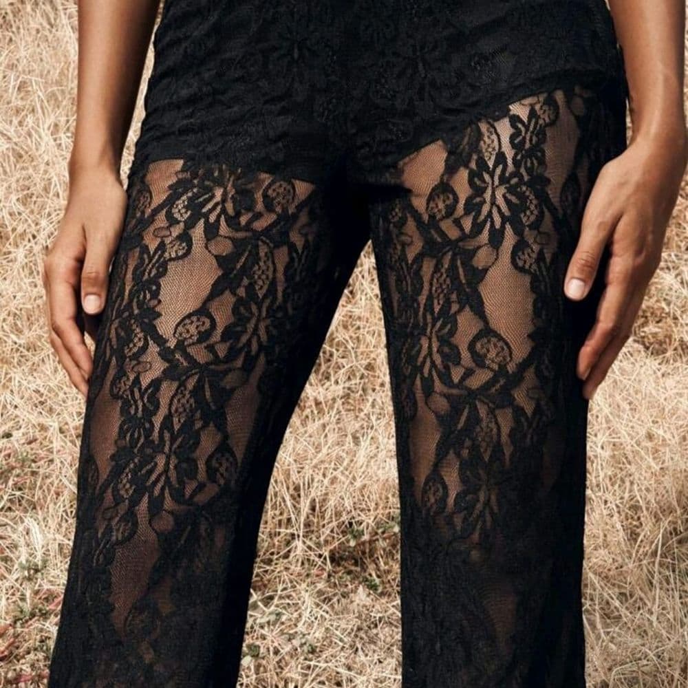 PANTALON NEGRO DE ENCAJE TALLES P y M