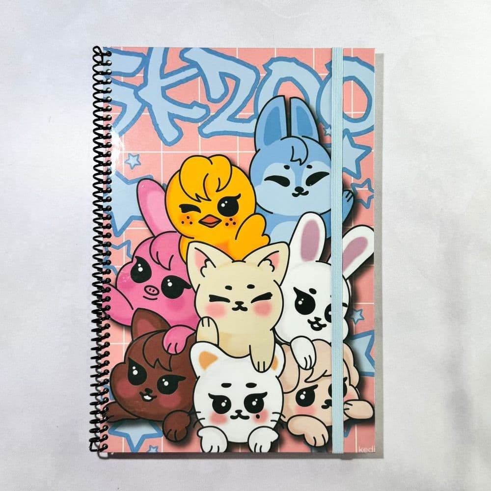 CUADERNO de STRAY KIDS Cód.: CKP012