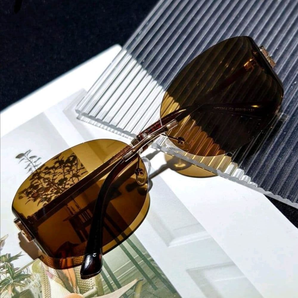 LENTES DE SOL ESTILO MIU MIU