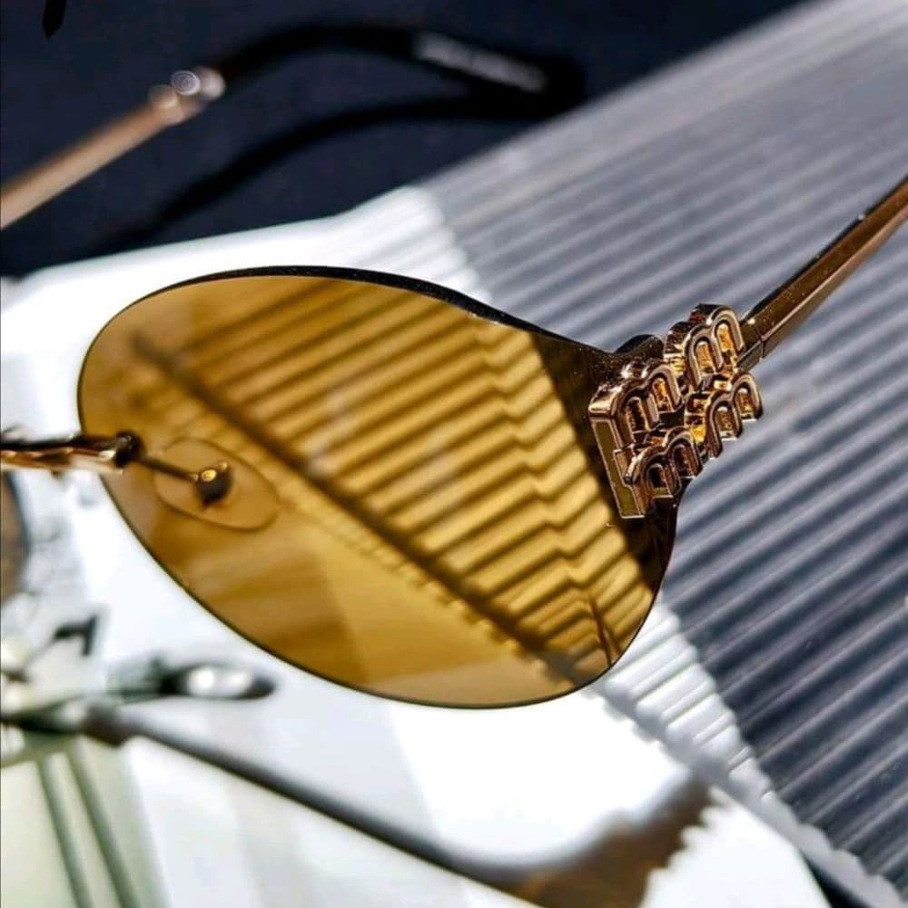 LENTES DE SOL ESTILO MIU MIU