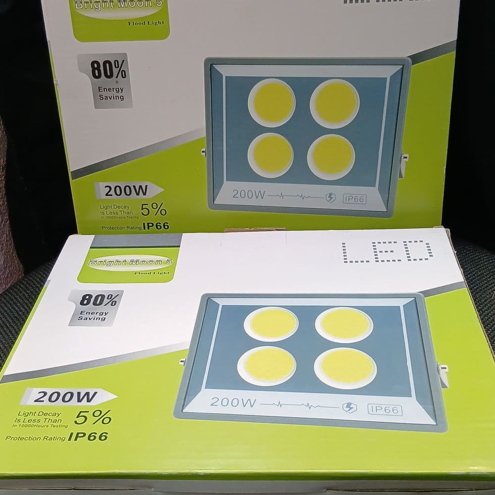 Reflector 200W