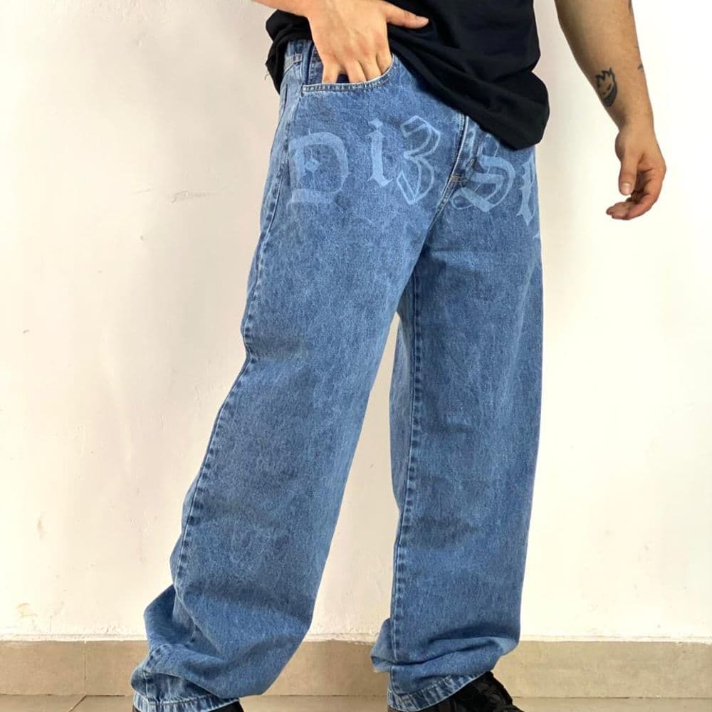 Baggy jeans