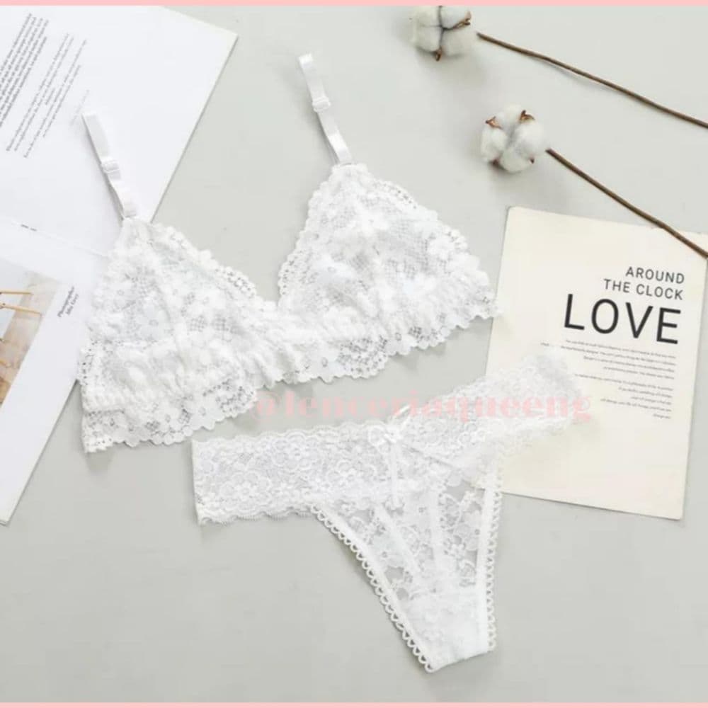 Conjunto blanco de encaje