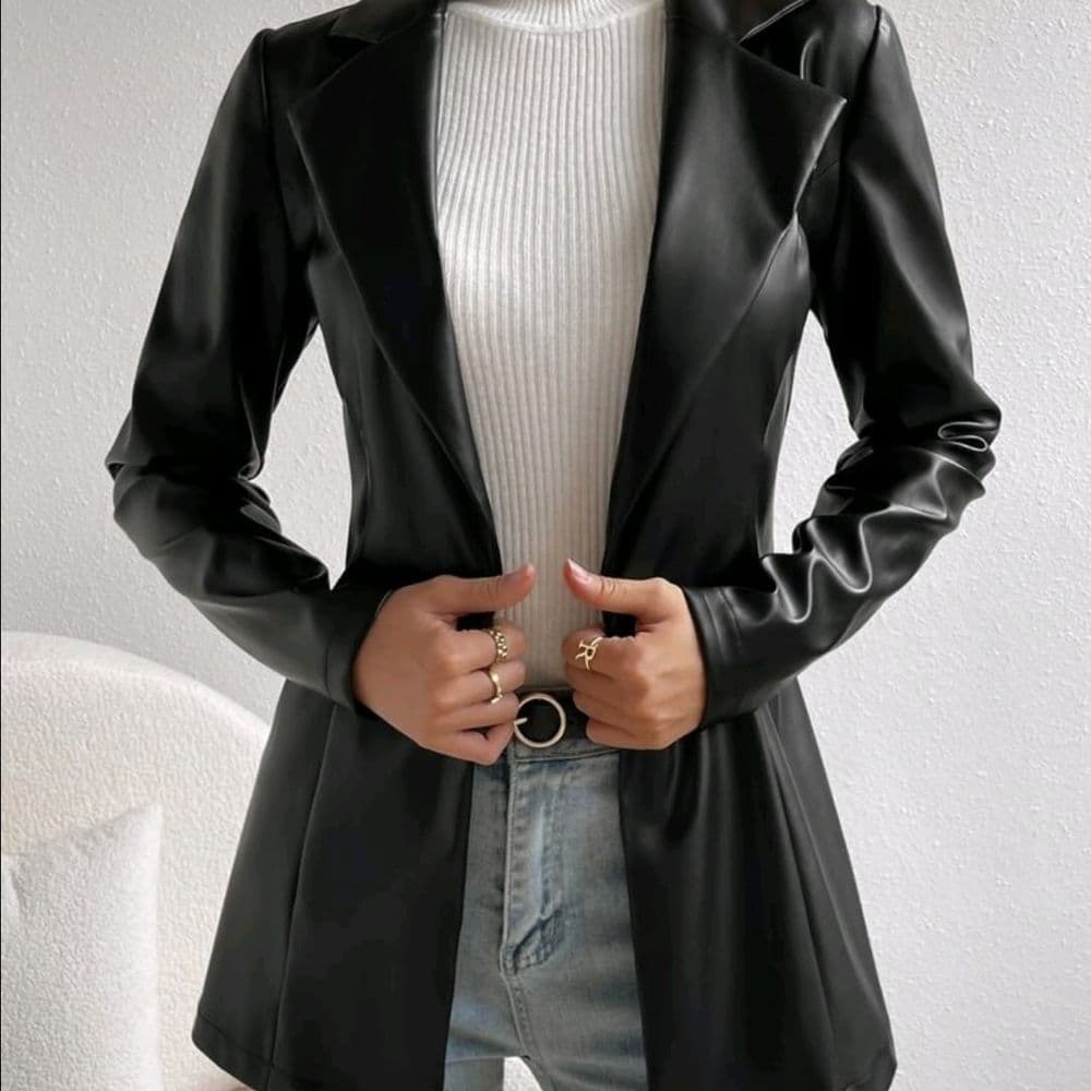 SACO DE CUERO PU NEGRO