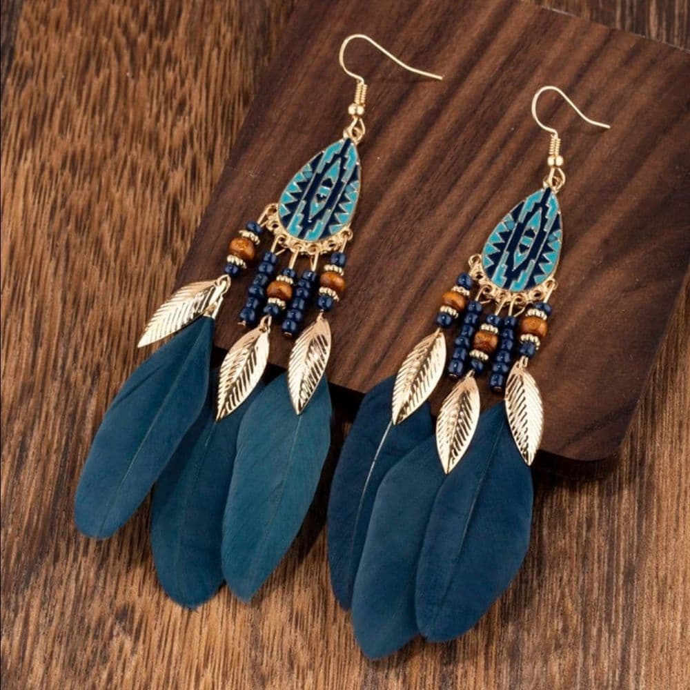 PAR DE PENDIENTES DE PLUMAS AZULES