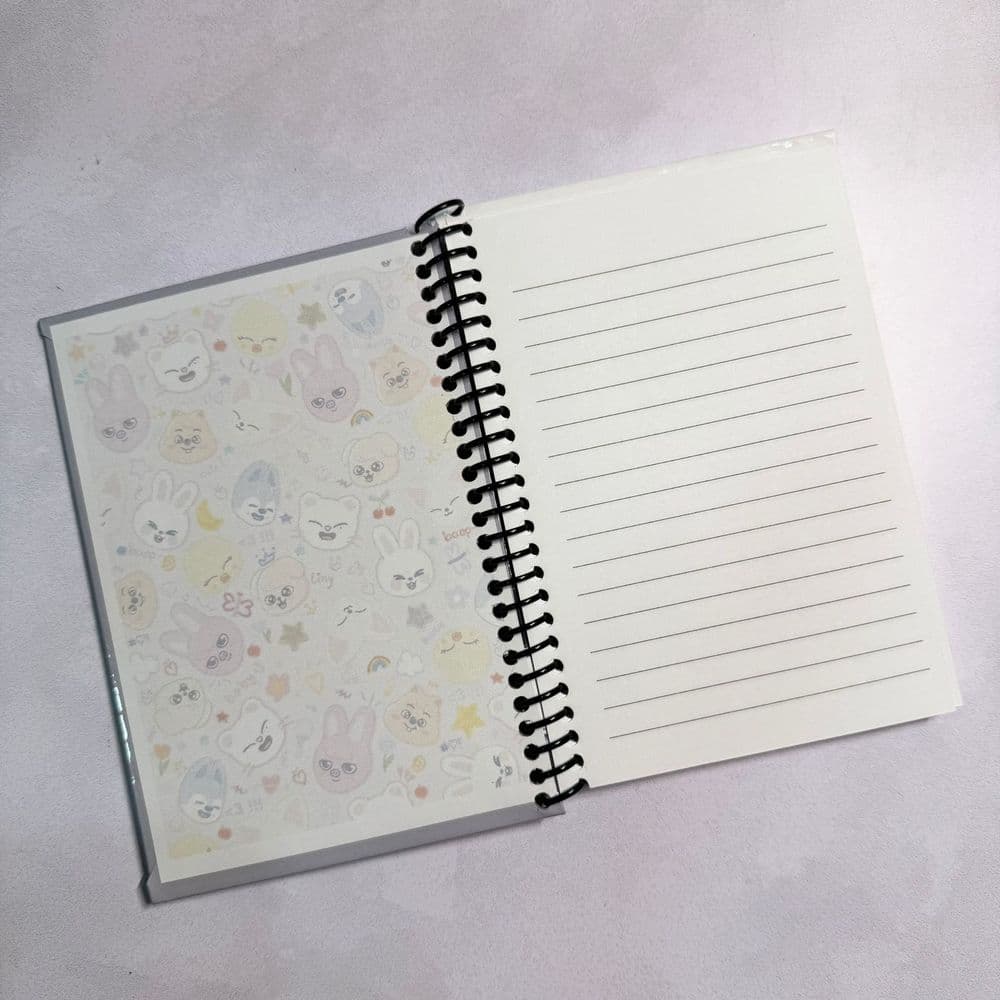 CUADERNO de STRAY KIDS Cód.: CKP004