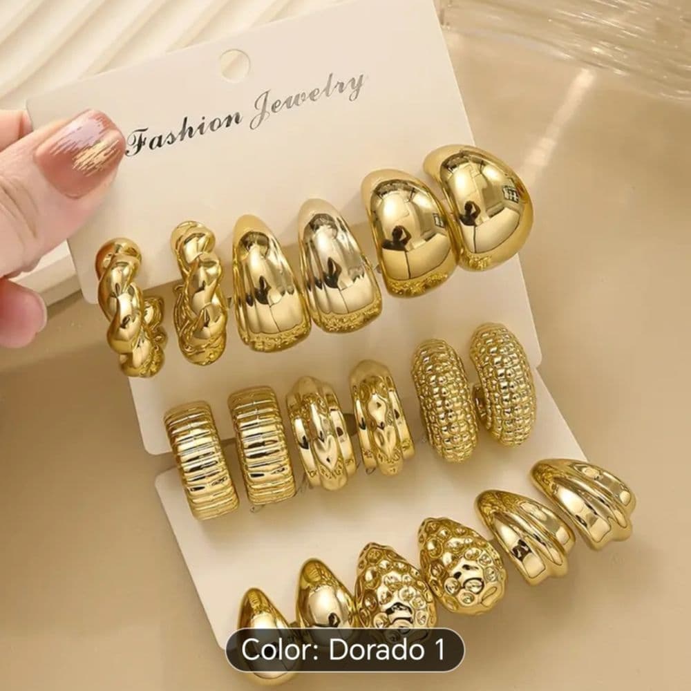 Set de 9 pares de aros dorados