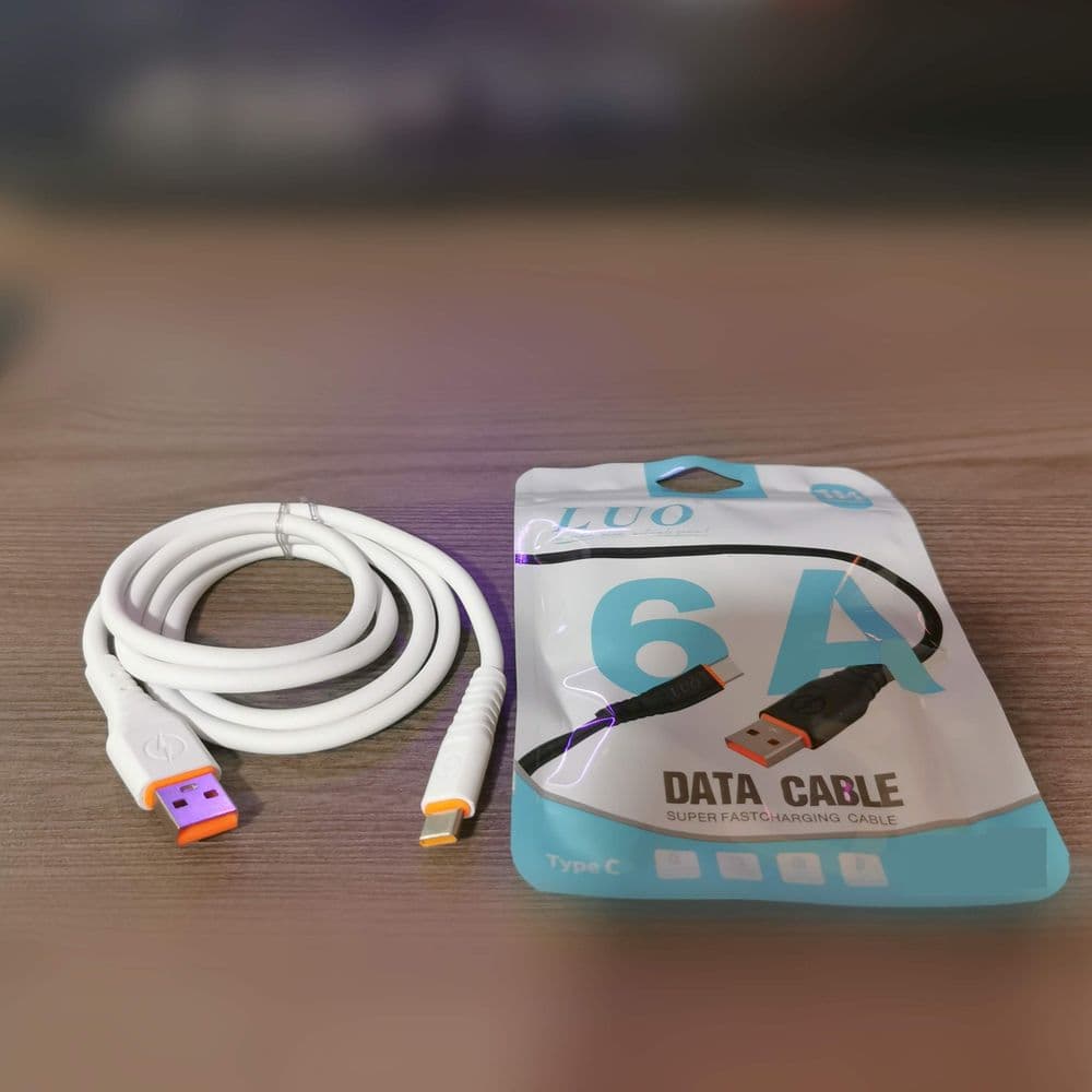 Cable de datos de carga rápida (Tipo C).